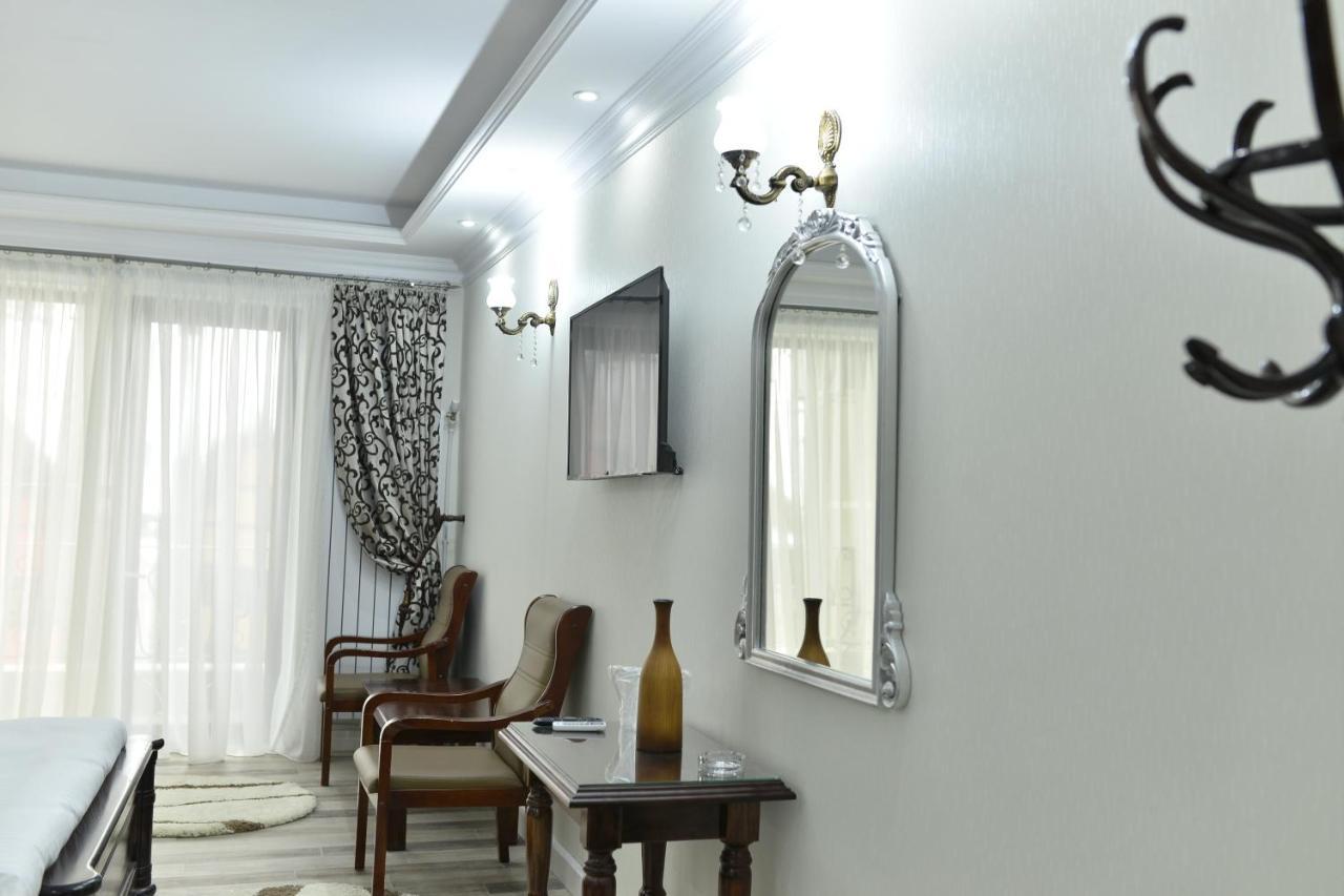 Edy'S Royal Predeal Exterior foto