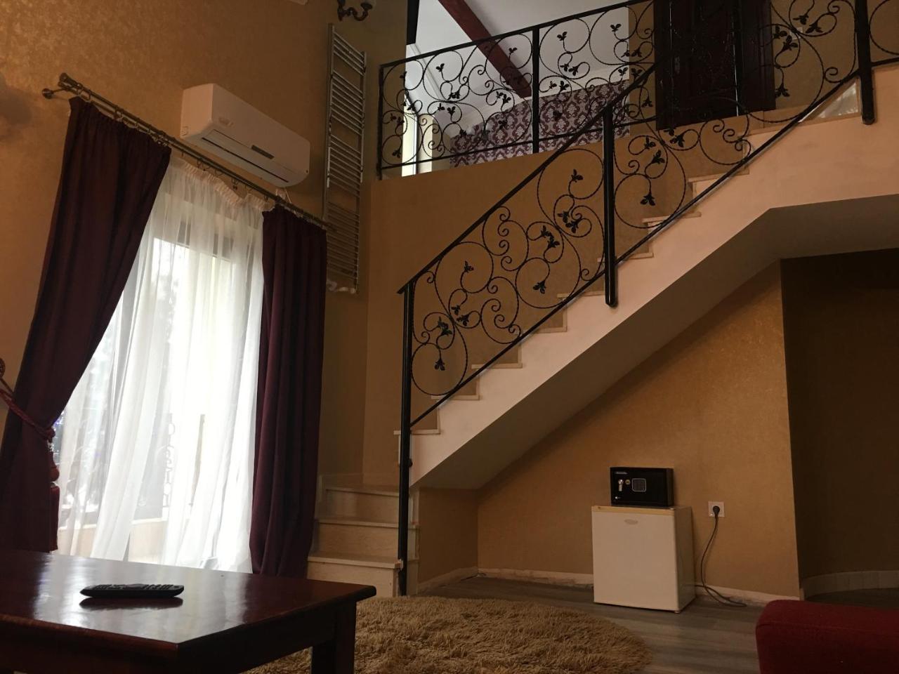 Edy'S Royal Predeal Exterior foto